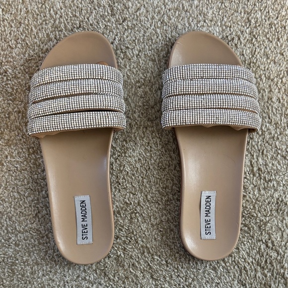 Steve Madden Women's Beige and Silver Slide Sandals - Picture 1 of 2